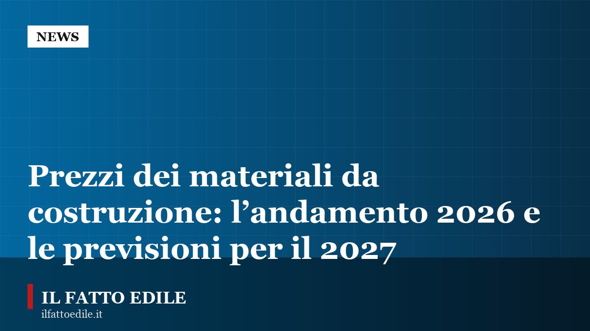 Barre di armatura in acciaio accatastate in un cantiere, simbolo dell’andamento dei prezzi dei materiali da costruzione